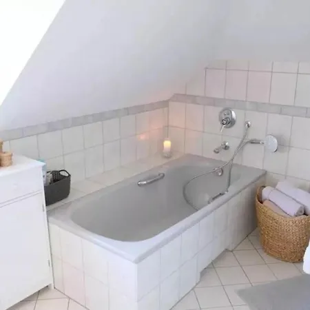 Feriehus Ferienhaus Am Seglerhafen Neustadt In Holstein